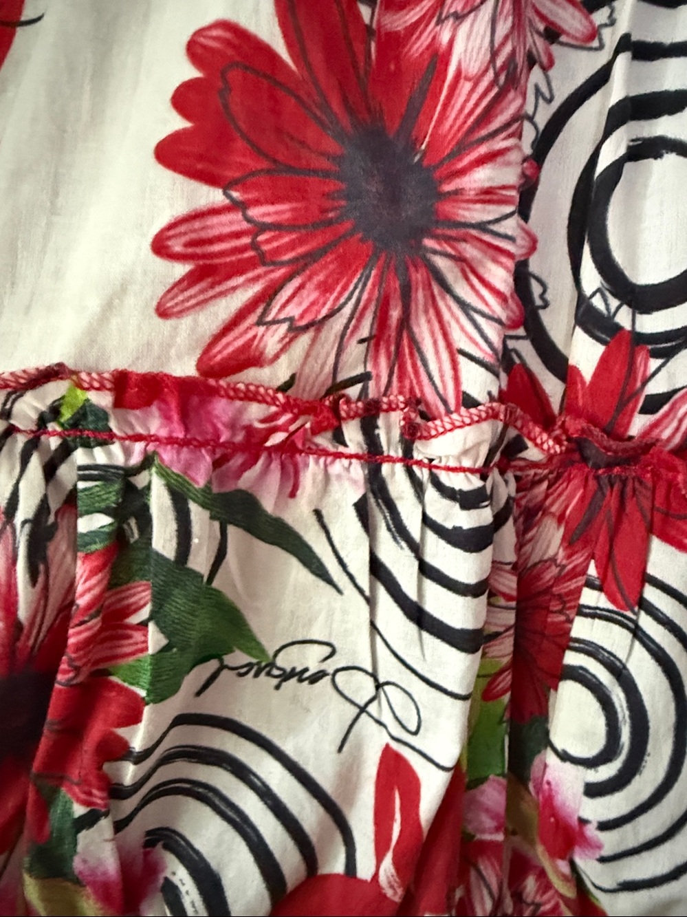 Desigual Vintage-Inspired Denim and Print Mini Skirt Size: EUR 38 (8) - Picture 6 of 12